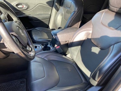 2019 Jeep Cherokee Altitude