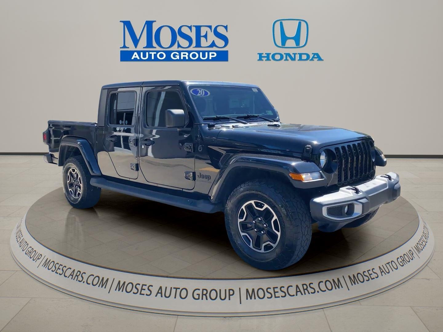 2020 Jeep Gladiator Sport S's photo