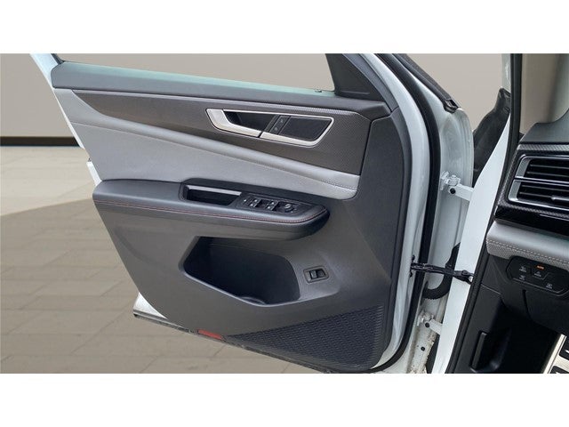 2024 Volkswagen Atlas 2.0T Peak Edition SEL