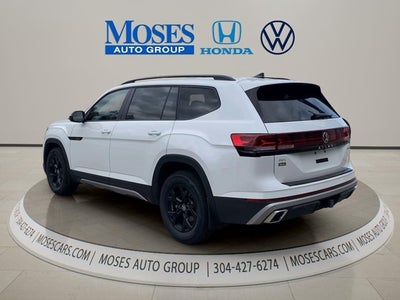 2024 Volkswagen Atlas 2.0T Peak Edition SEL