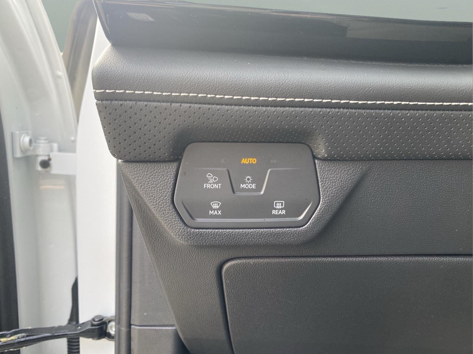 2026 Volkswagen Atlas SE w/Tech - Photo 21