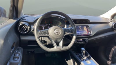 2022 Nissan Kicks SV