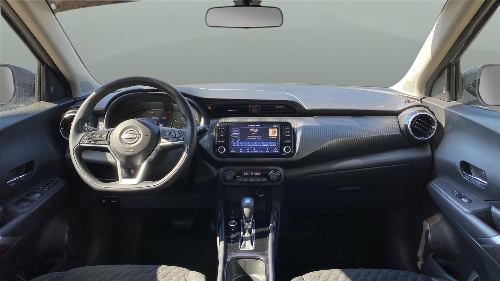 2022 Nissan Kicks SV