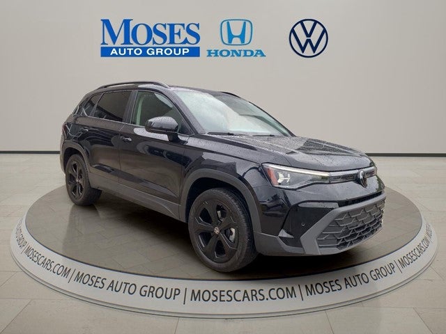 2025 Volkswagen Taos SE Black