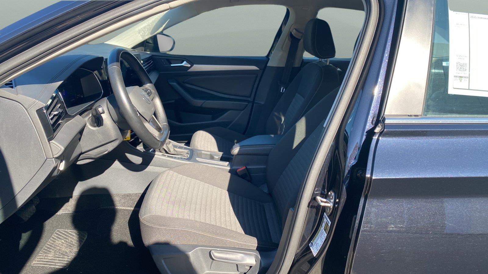2025 Volkswagen JETTA SEDAN