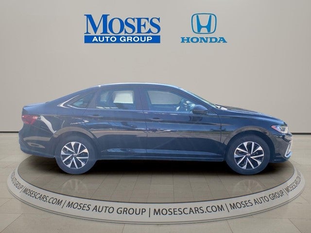 3VW5X7BU0SM029831