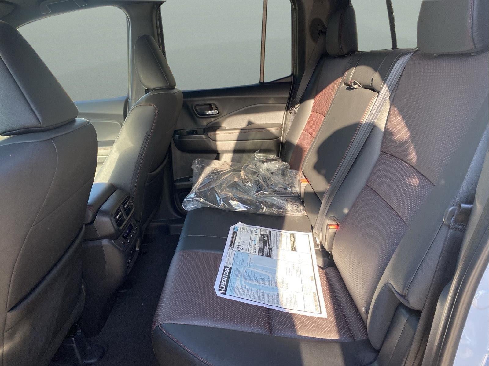 2026 Honda Ridgeline Black Edition - Photo 42