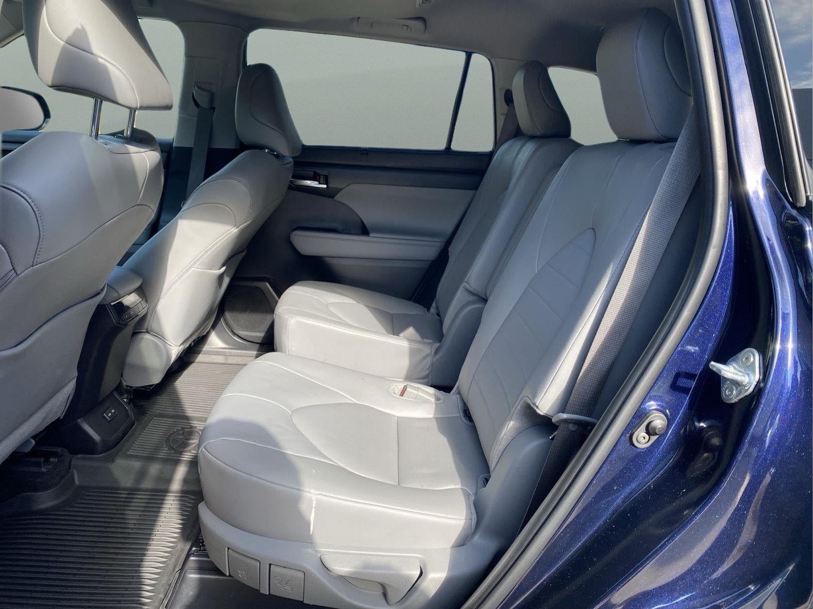 2025 Toyota Highlander XLE