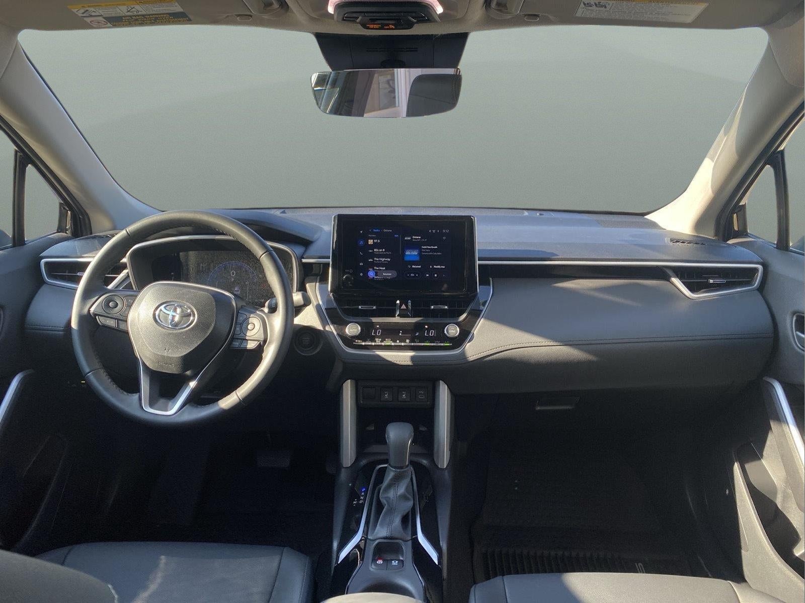 2025 Toyota Corolla Cross XLE