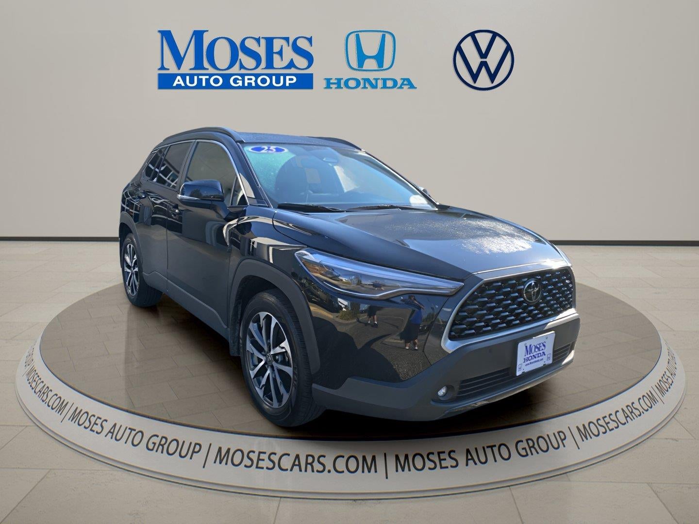 2025 Toyota Corolla Cross XLE