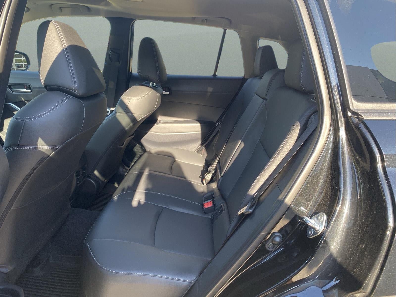 2025 Toyota Corolla Cross XLE