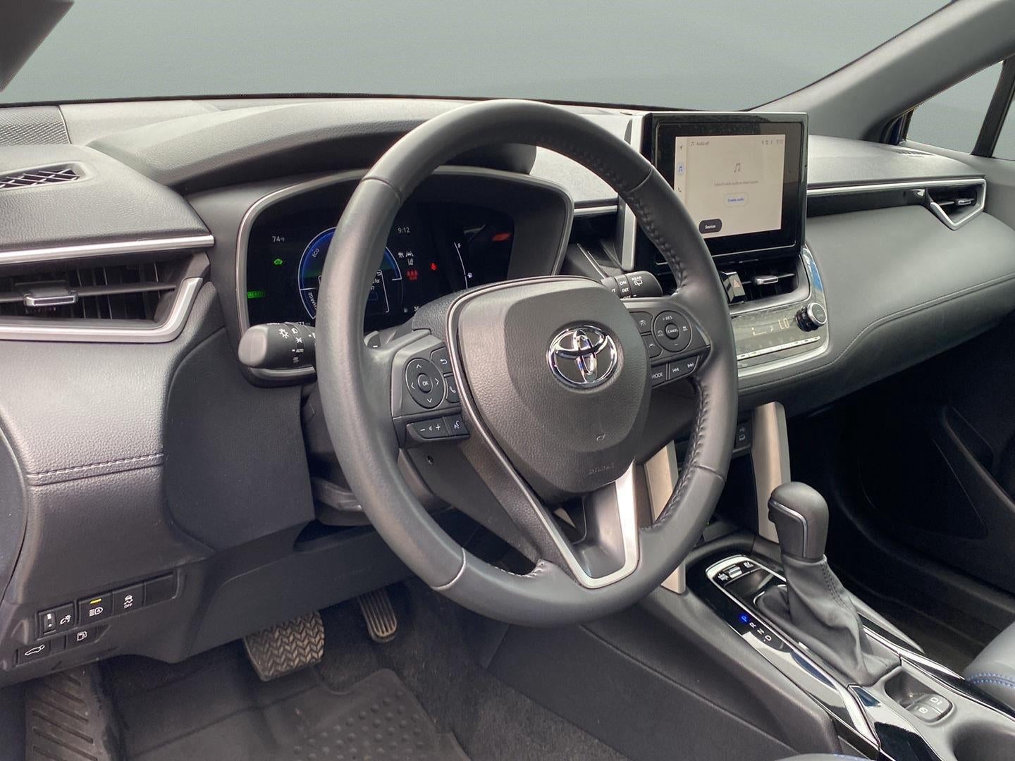 2024 Toyota Corolla Cross Hybrid XSE