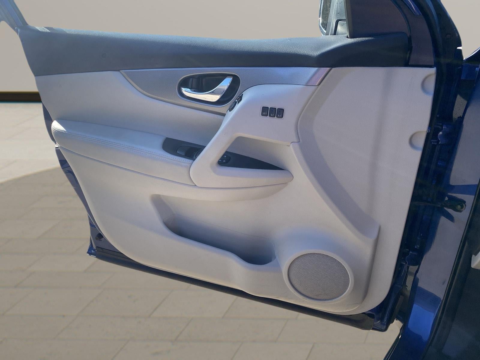 2020 Nissan Rogue Sport SL