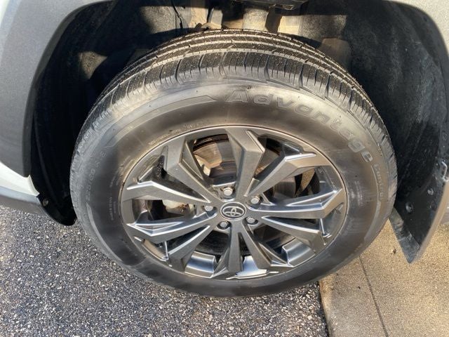 2022 Toyota RAV4 Hybrid XLE Premium