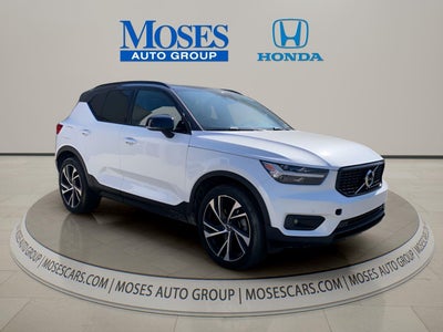 2020 Volvo XC40 R-Design